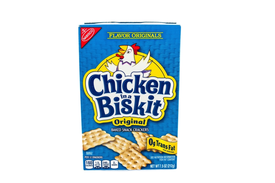 Can Dogs Eat Crackers? Answers for 45+ Types of Crackers